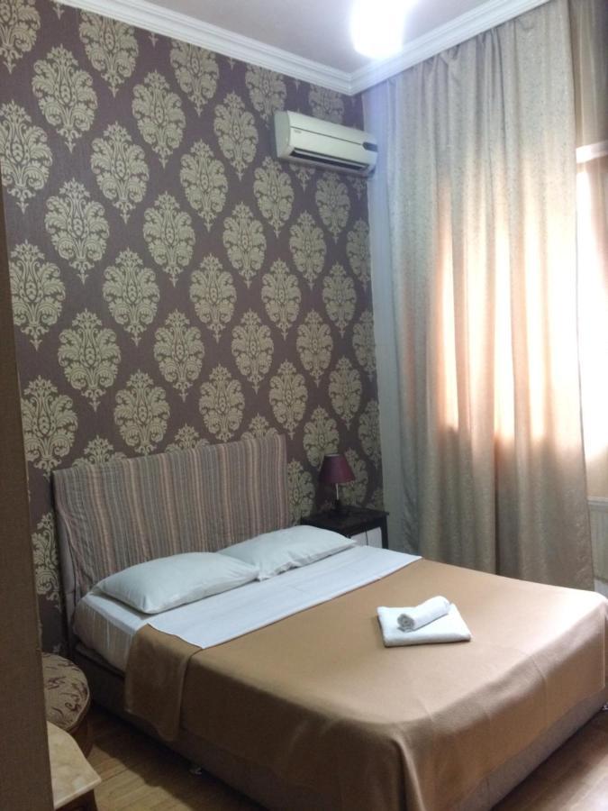 באטומי Hotel Albatros מראה חיצוני תמונה