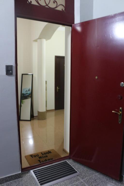 באטומי Hotel Albatros מראה חיצוני תמונה