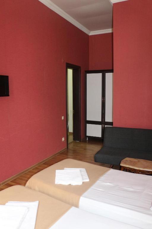 באטומי Hotel Albatros מראה חיצוני תמונה