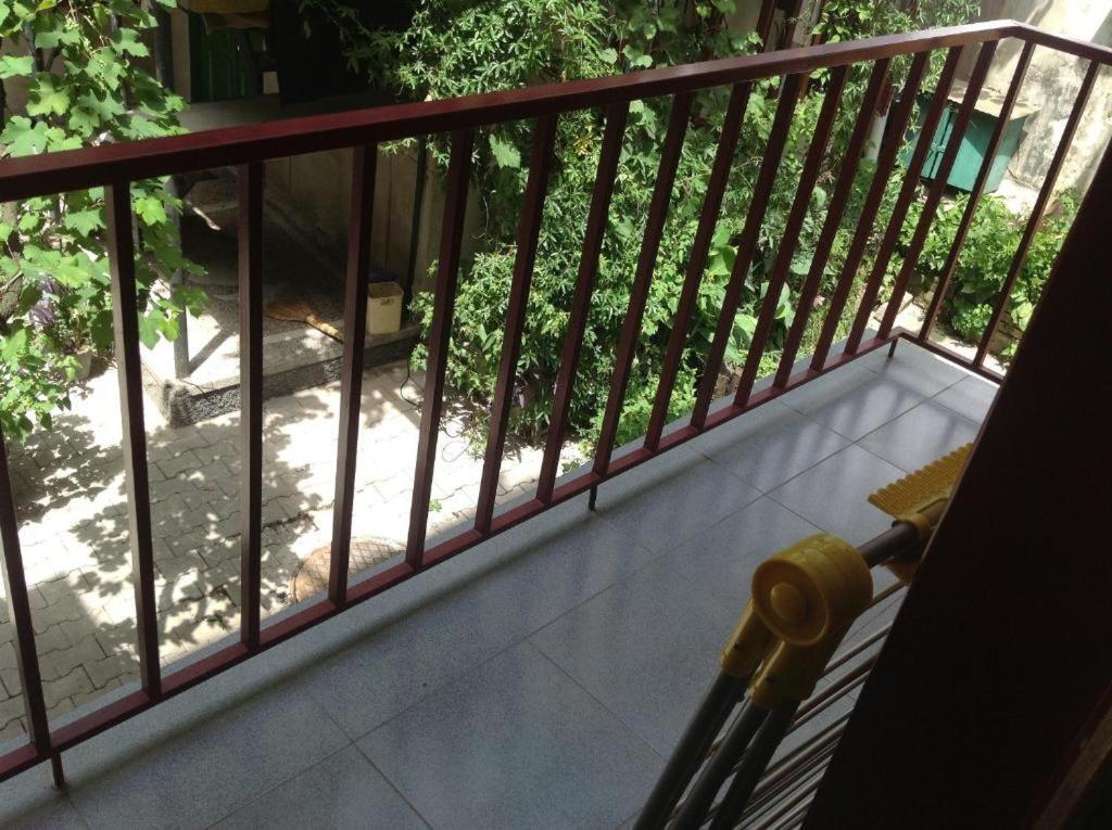 באטומי Hotel Albatros מראה חיצוני תמונה